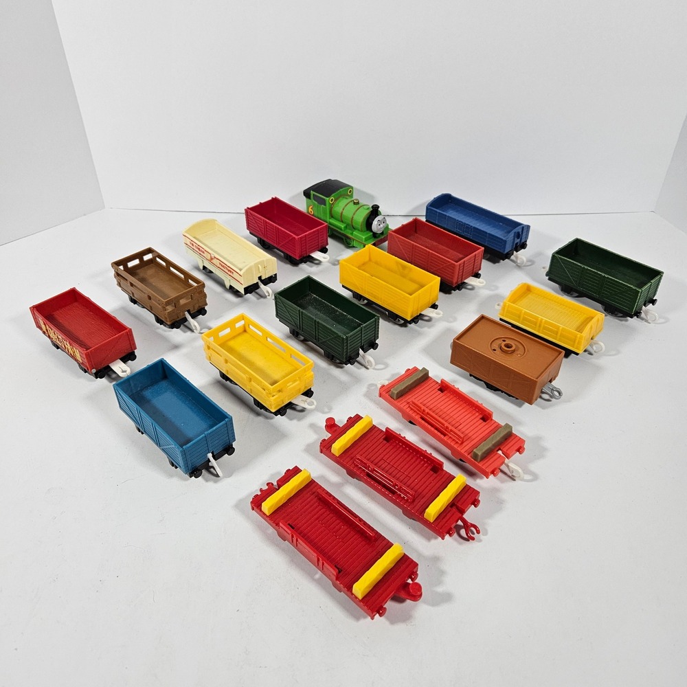 Thomas & Friends TrackMaster Cargo & Freight Cars plus Percy Lot 17pc TOMY HiT